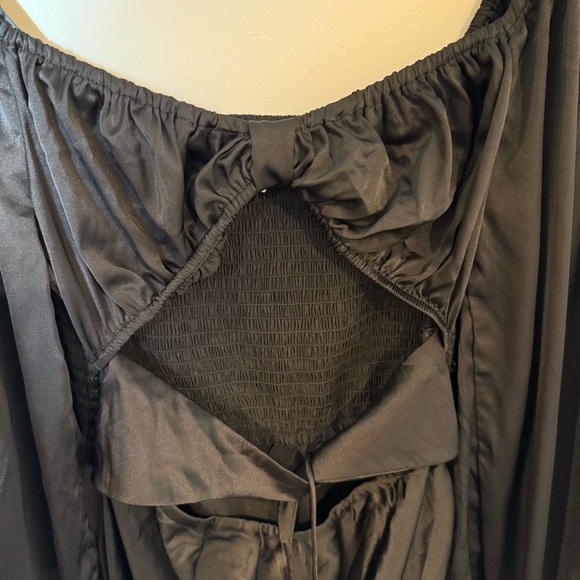 Princess Polly Black Maxi Dress - Picture 4 of 11